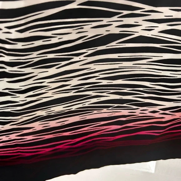 BCBGMaxAzria Black and White Graphic Dress #y2k - Picture 3 of 3